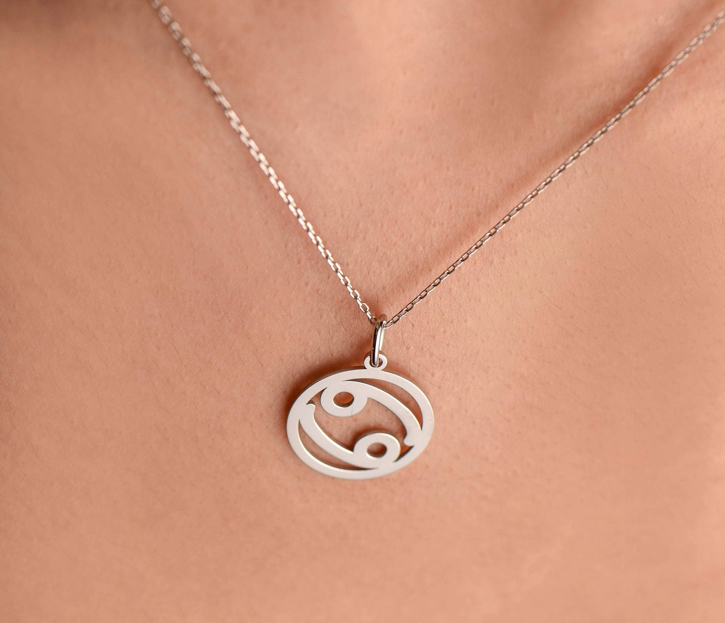 Elegant Solid Gold Cancer Necklace - Dainty Zodiac Jewelry for Cancerians,Zodiac Gold Cancer Necklace,Christmas Gift Necklace,X-mas Gift