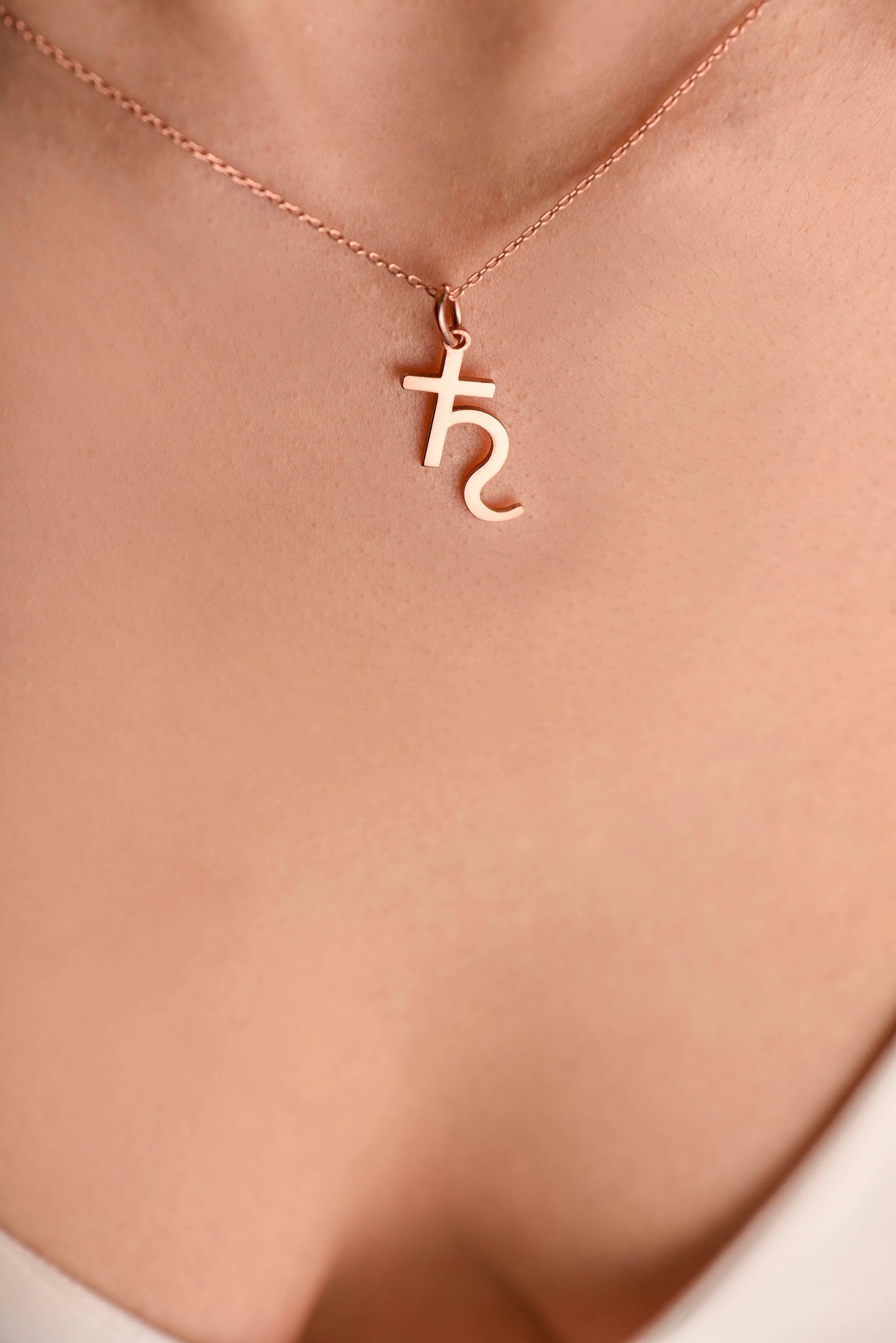 14K Solid Gold Saturn Necklace,Minimalist Celestial Jewelry,Saturn Planet Necklace,Gold Saturn Necklace,Christmas Gift Necklace,X-mas Gift