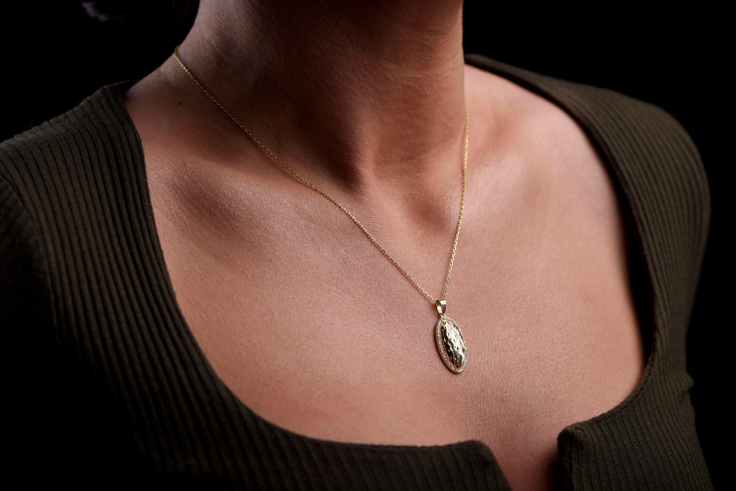 14K Solid Gold Locket Necklace / Diamond Bezel Photo Locket Necklace / Handmade Embossed Locket Necklace/Mother's Day Gift/Mother's Day