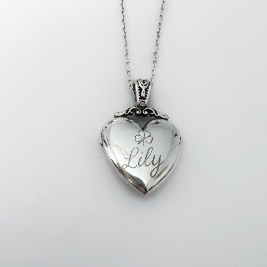 Personalized Heart Locket Necklace with Diamond, Custom Photo & Engraving, Memorial Gift, Silver or Gold, 8k 14k 18k, With or Without chain
