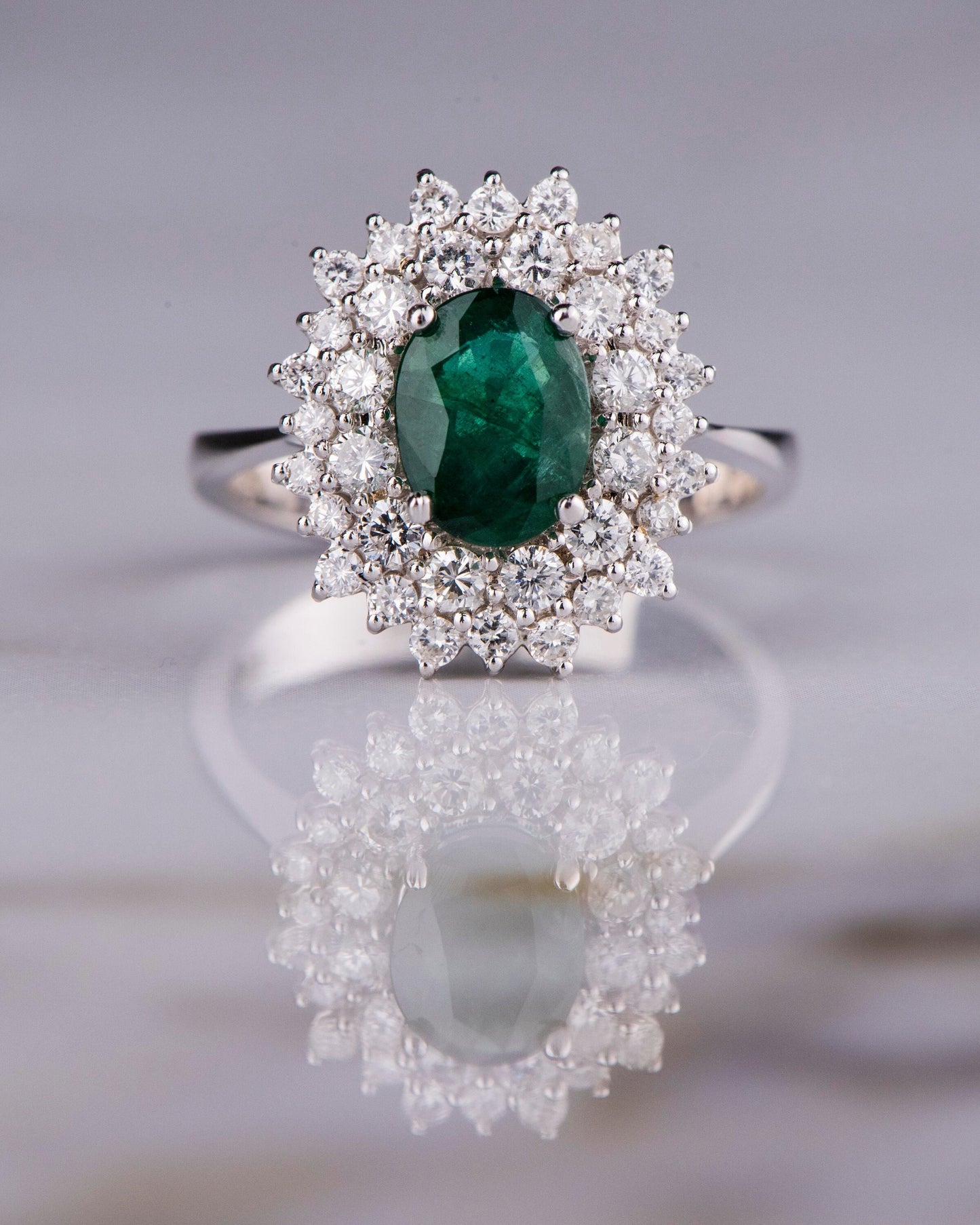18K White Gold Emerald and Diamond Halo Ring - Oval Cut Natural Gemstone Cluster Ring for Wedding, Engagement, Anniversary