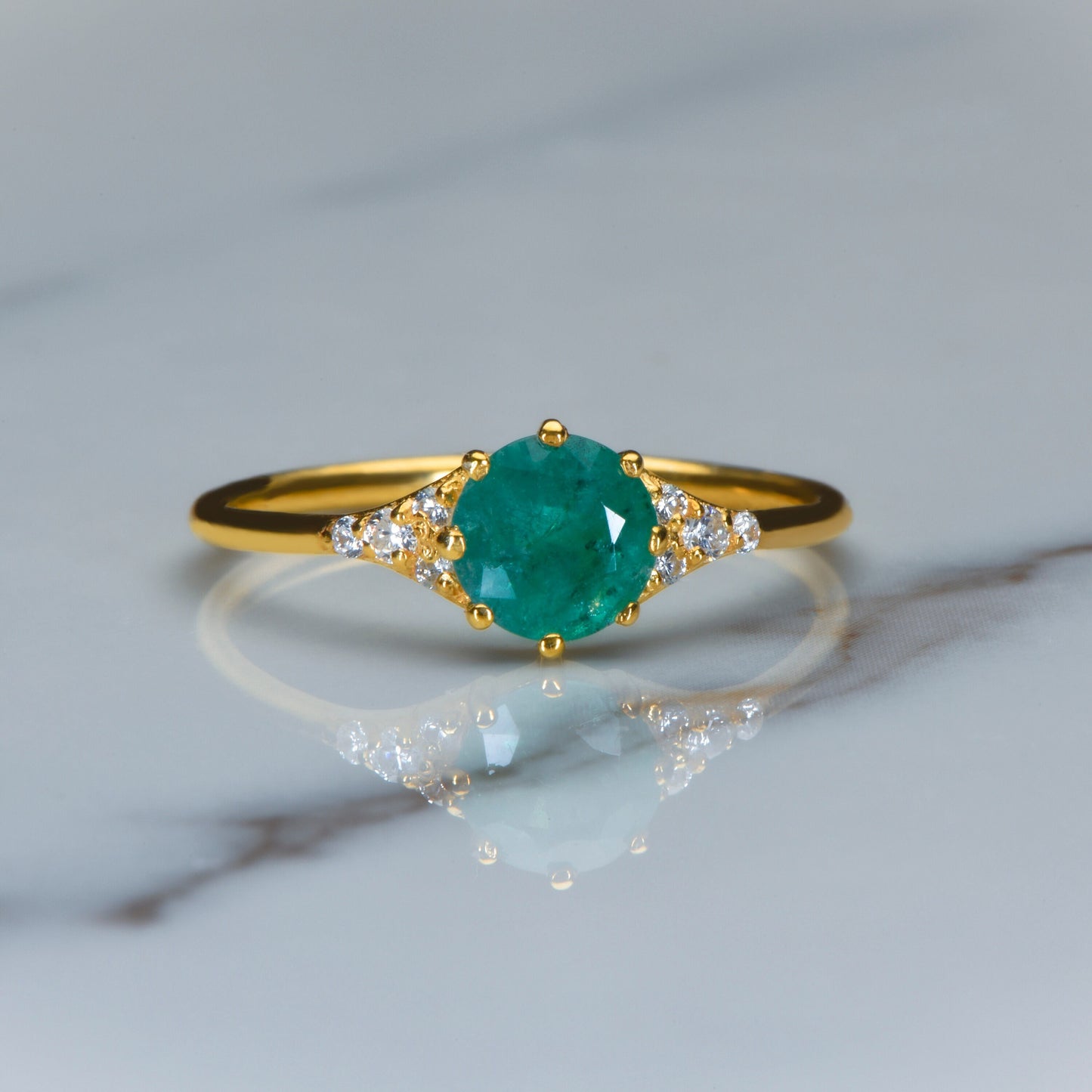 Round Emerald and Diamond Ring in 14k Gold – Classic Green Gemstone Engagement or Mother’s Day Gift