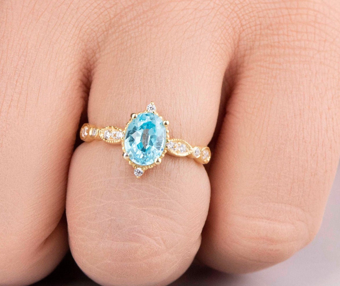 Oval Aquamarine and Diamond Ring in 14k Gold – Vintage Style Engagement or Mother’s Day Ring for Her