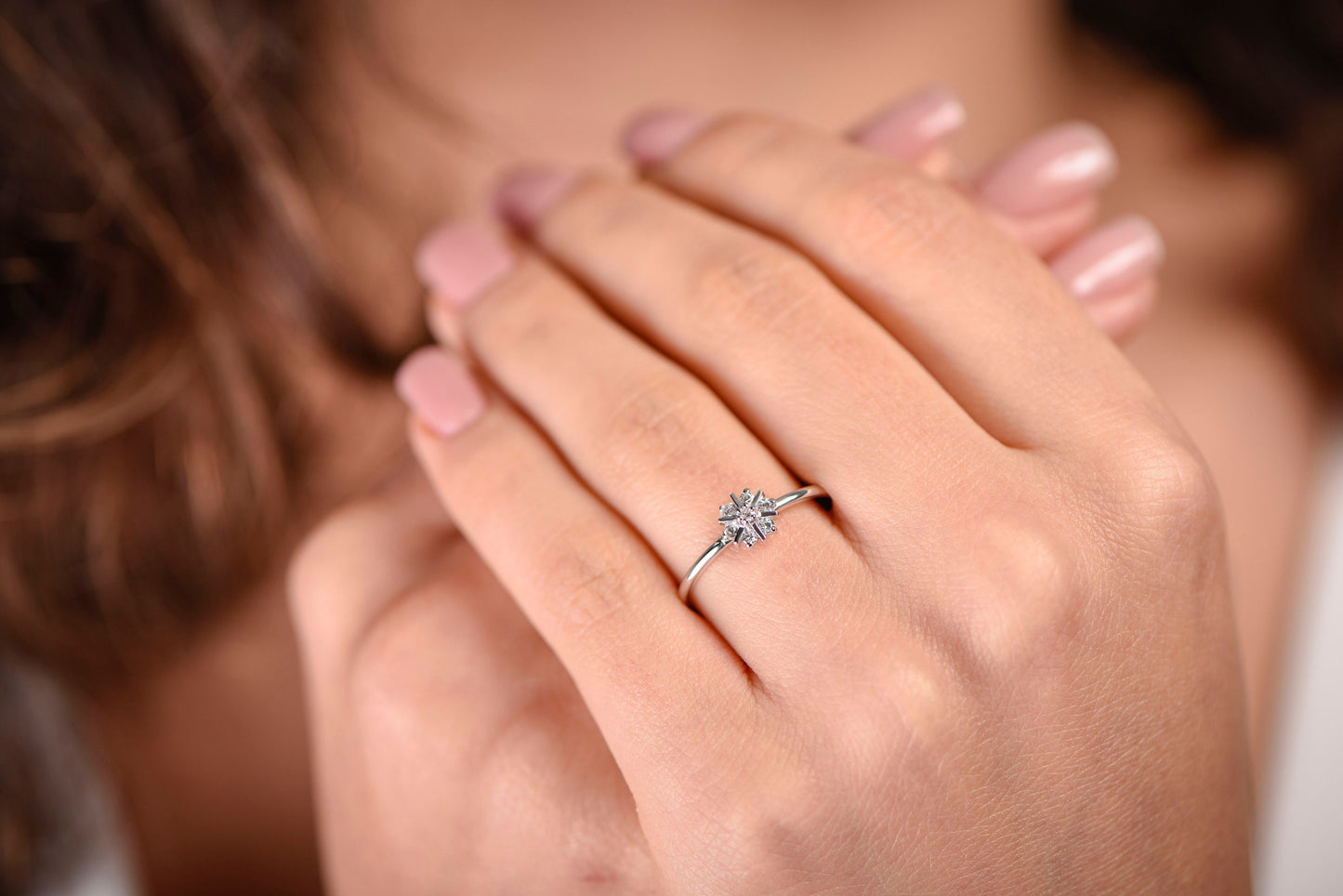 14K White Gold Diamond Snowflake Ring – Minimalist Cluster Engagement Band
