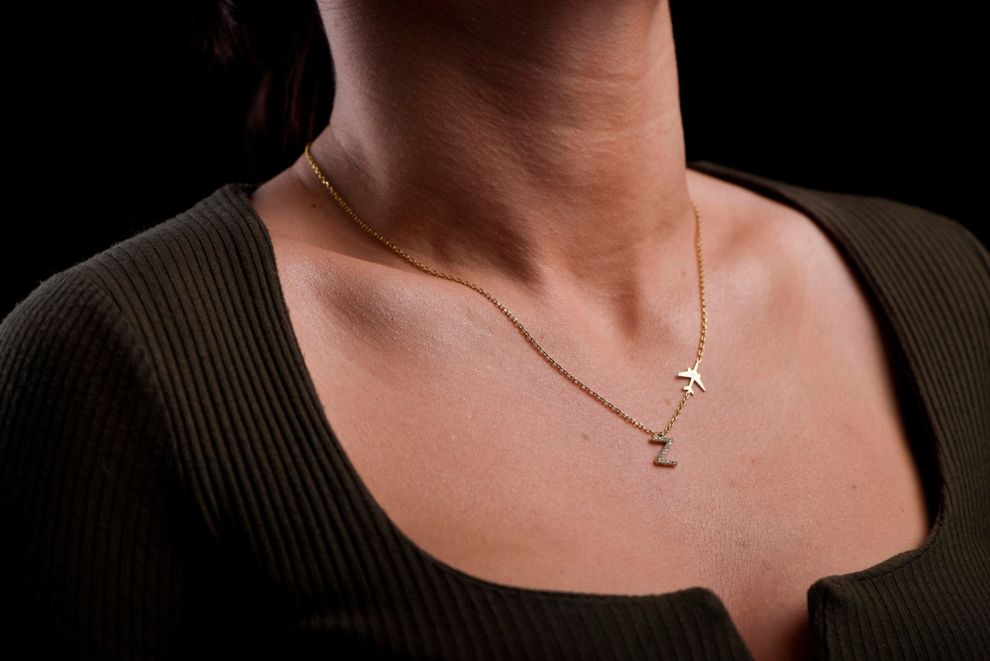 Elegant Solid Gold Airplane Chain Letter Pendant-Unique Aviation Jewelry-Pilot and Stewardess Necklace-Sky Necklace-Christmas Gift Necklace