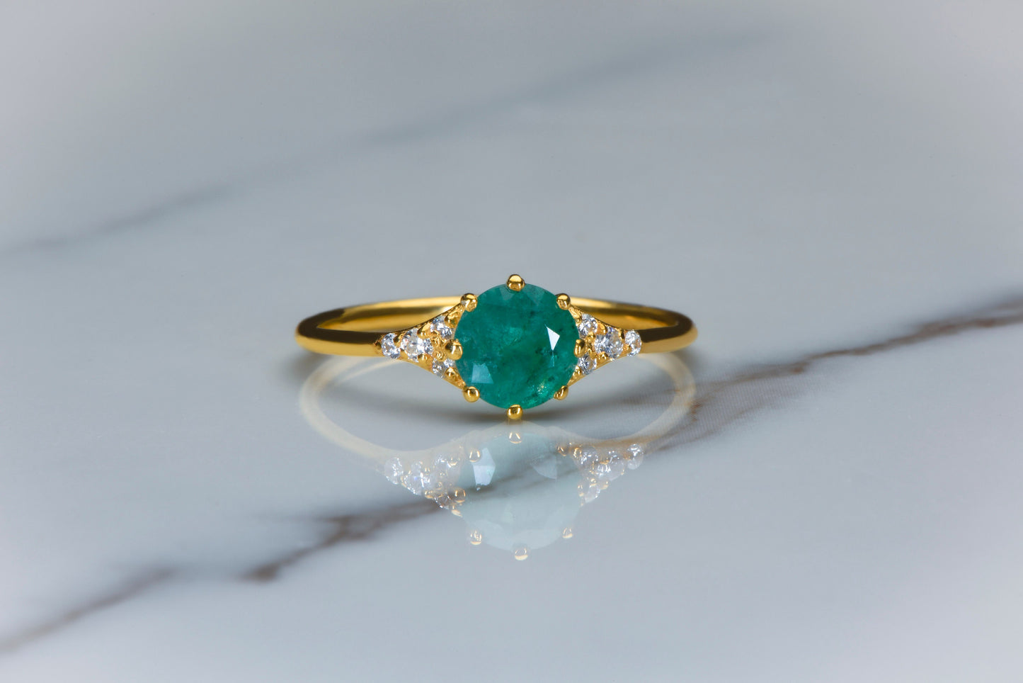Round Emerald and Diamond Ring in 14k Gold – Classic Green Gemstone Engagement or Mother’s Day Gift