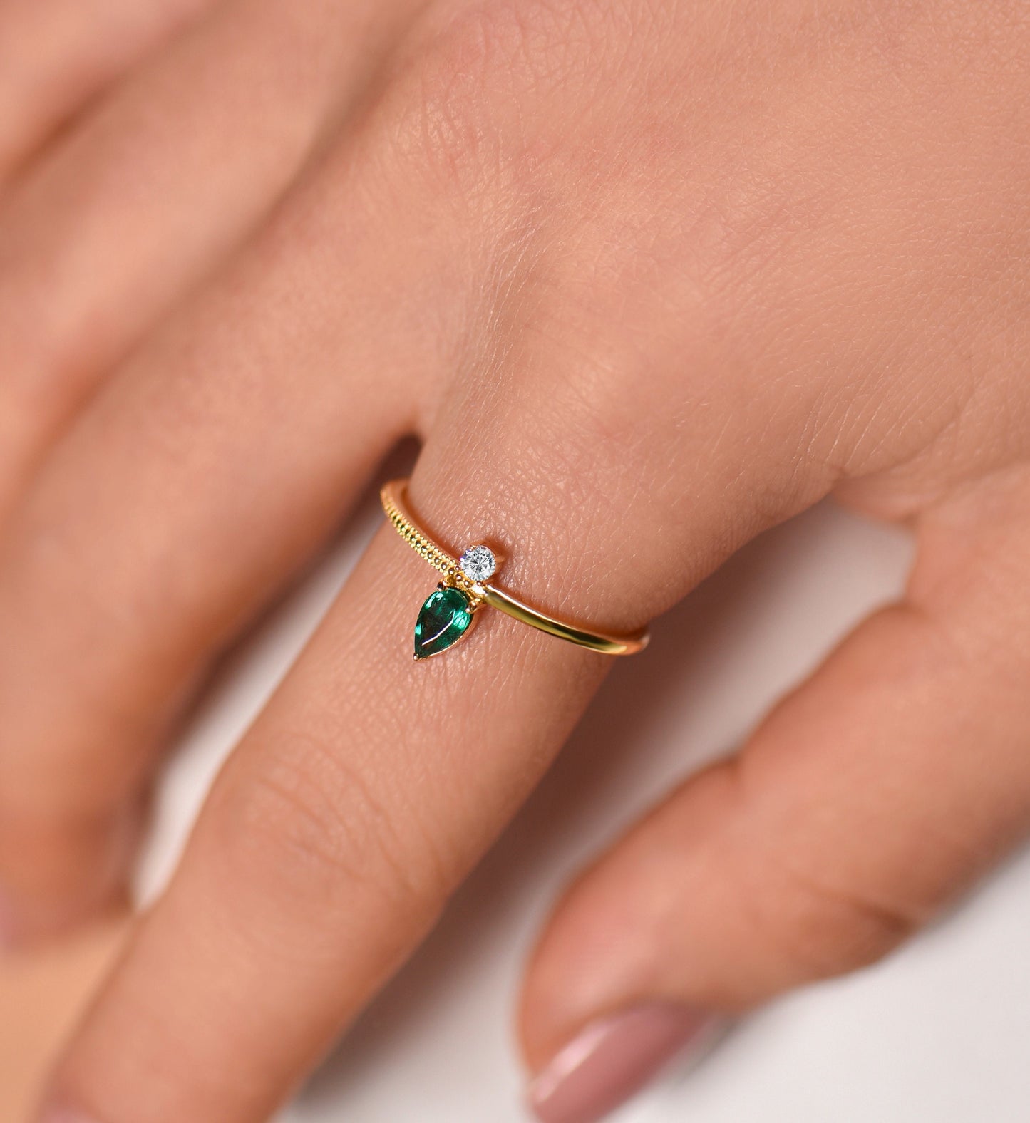 Pear Cut Emerald Ring – 14K Yellow Gold | Minimal Diamond Ring | Custom Birthstone Gift | Mother’s Day Jewelry