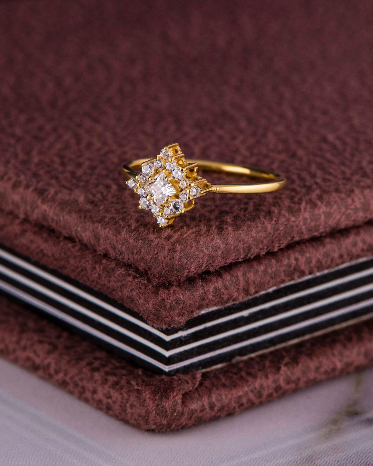 Princess Cut Diamond Cluster Engagement Ring – 14K Solid Gold, Dainty Vintage-Inspired Ring