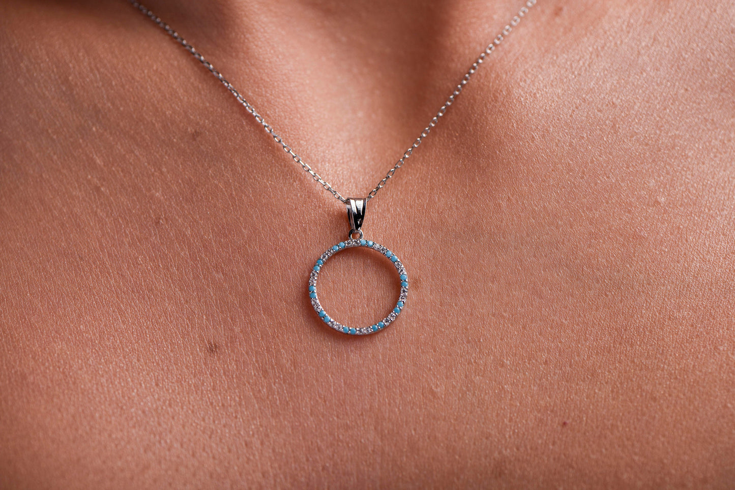 Stunning Diamond and Turquoise Circle Necklace,Modern and Versatile Jewelry,Birthday Gift Necklace,Christmas Gift Necklace,X-mas Gift Charm