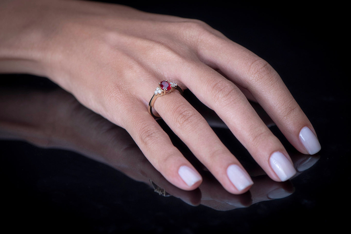 Oval Ruby and Diamond Ring in 14k Gold – Classic Red Gemstone Engagement or Anniversary Gift