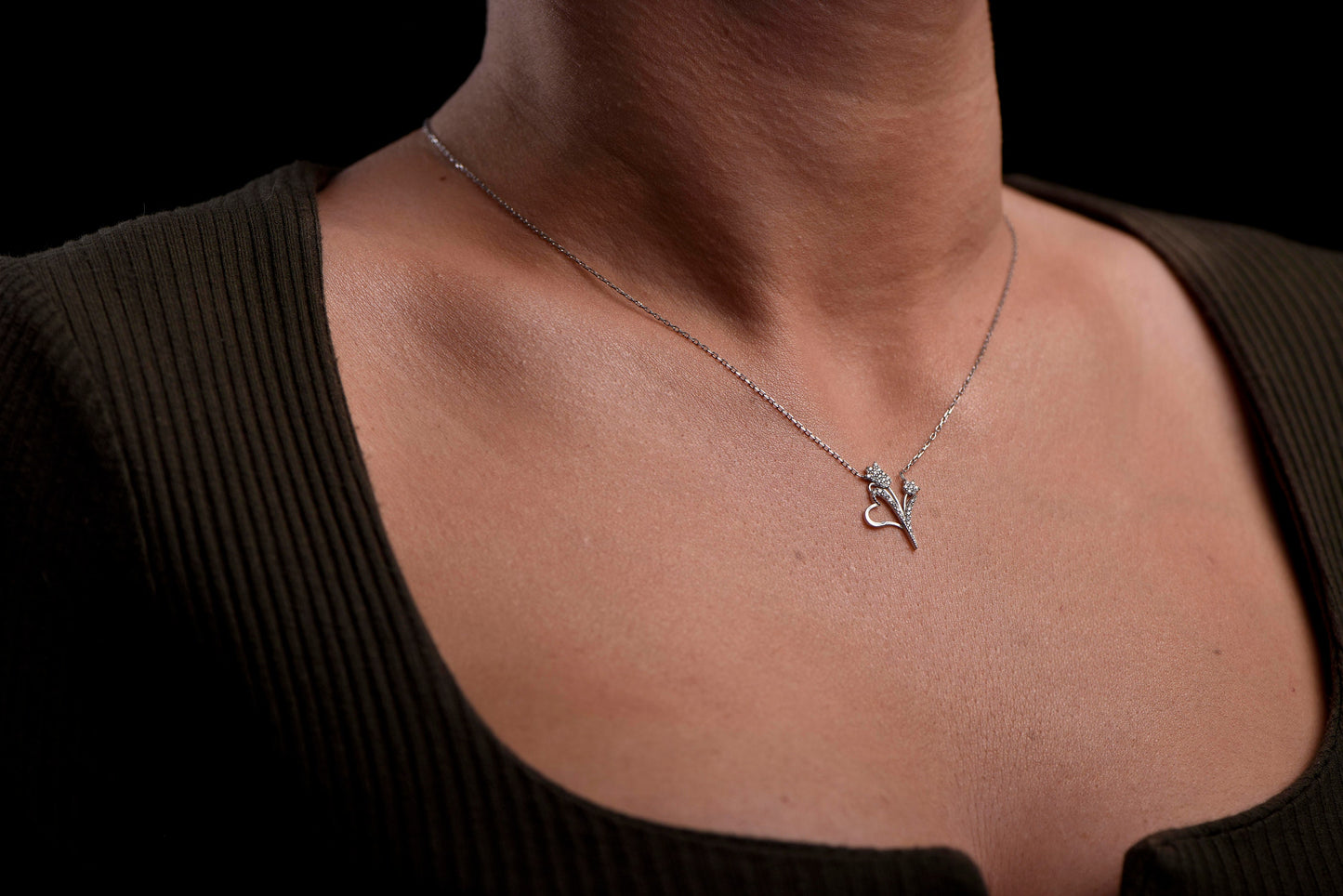 14K Solid White Gold Diamond Flower Necklace, Elegant Heart Design Flower Necklace,Birthday Gift Necklace,Christmas Gift Necklace,X-mas Gift