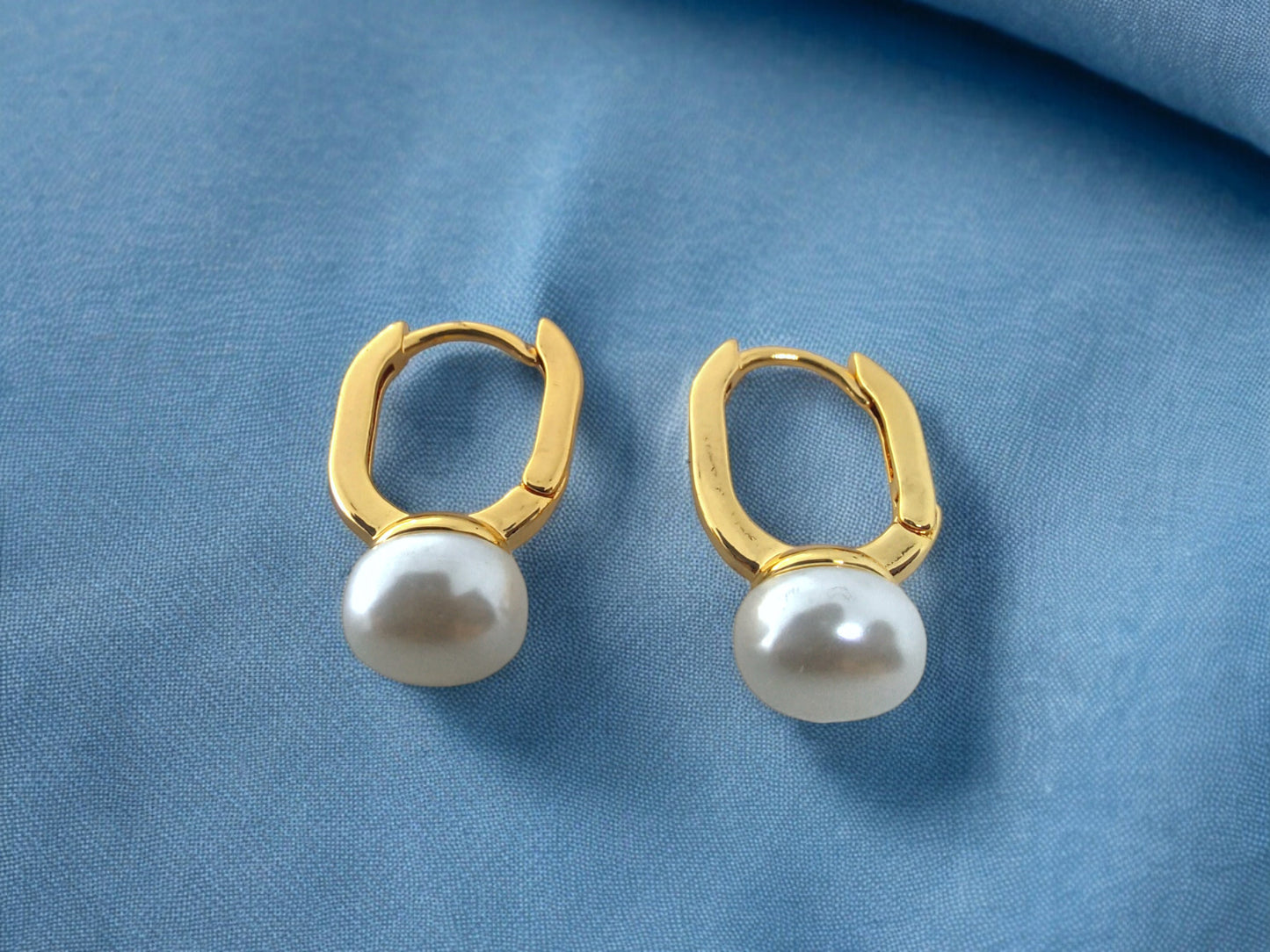 Solid Gold Pearl Earrings,Minimal Pearl Earrings,Freshwater Pearl Earrings,Wedding Gift Pearl Earrings,İnternational Women's Day