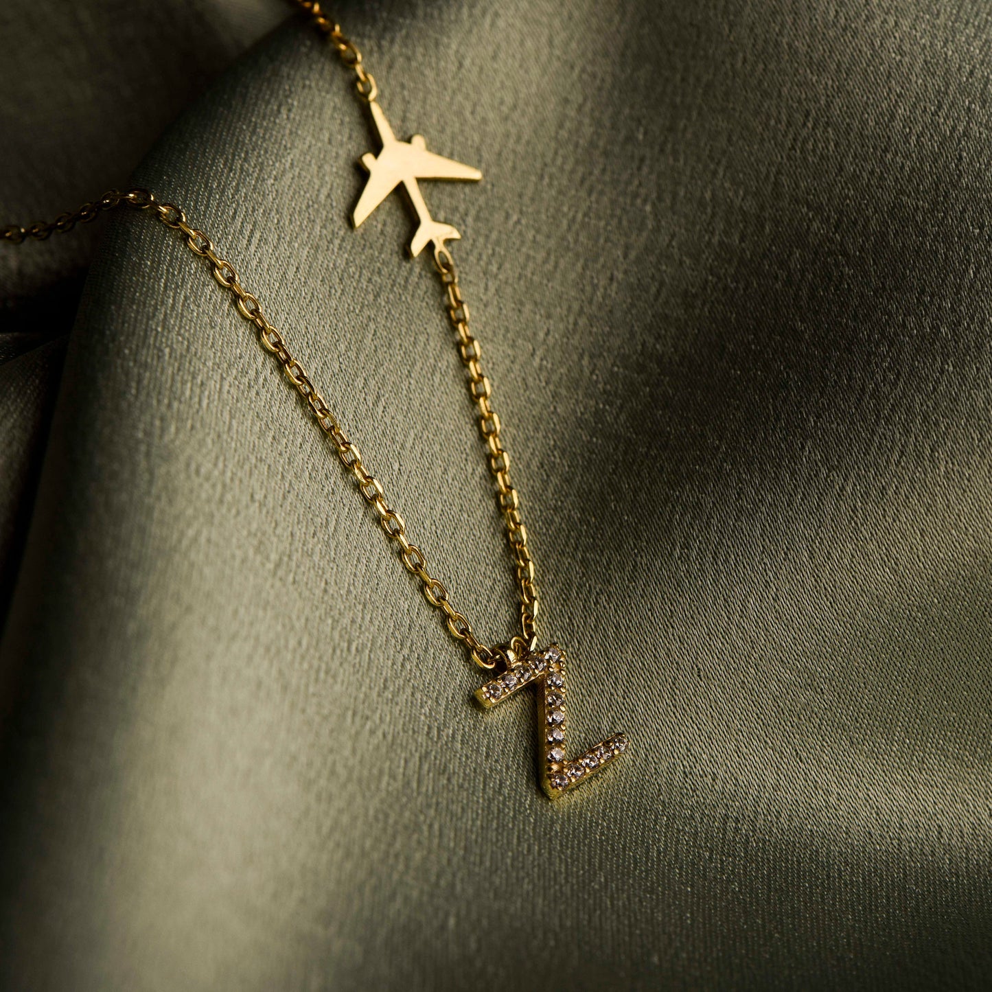 Elegant Solid Gold Airplane Chain Letter Pendant-Unique Aviation Jewelry-Pilot and Stewardess Necklace-Sky Necklace-Christmas Gift Necklace