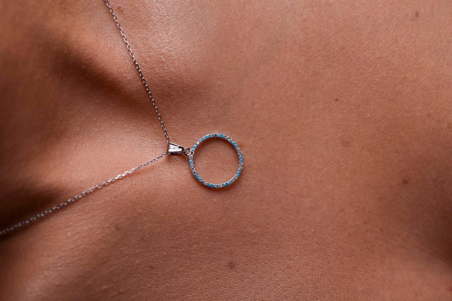Stunning Diamond and Turquoise Circle Necklace,Modern and Versatile Jewelry,Birthday Gift Necklace,Christmas Gift Necklace,X-mas Gift Charm