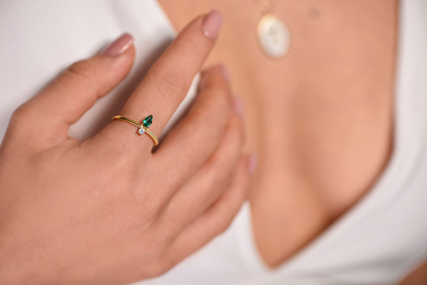 Pear Cut Emerald Ring – 14K Yellow Gold | Minimal Diamond Ring | Custom Birthstone Gift | Mother’s Day Jewelry