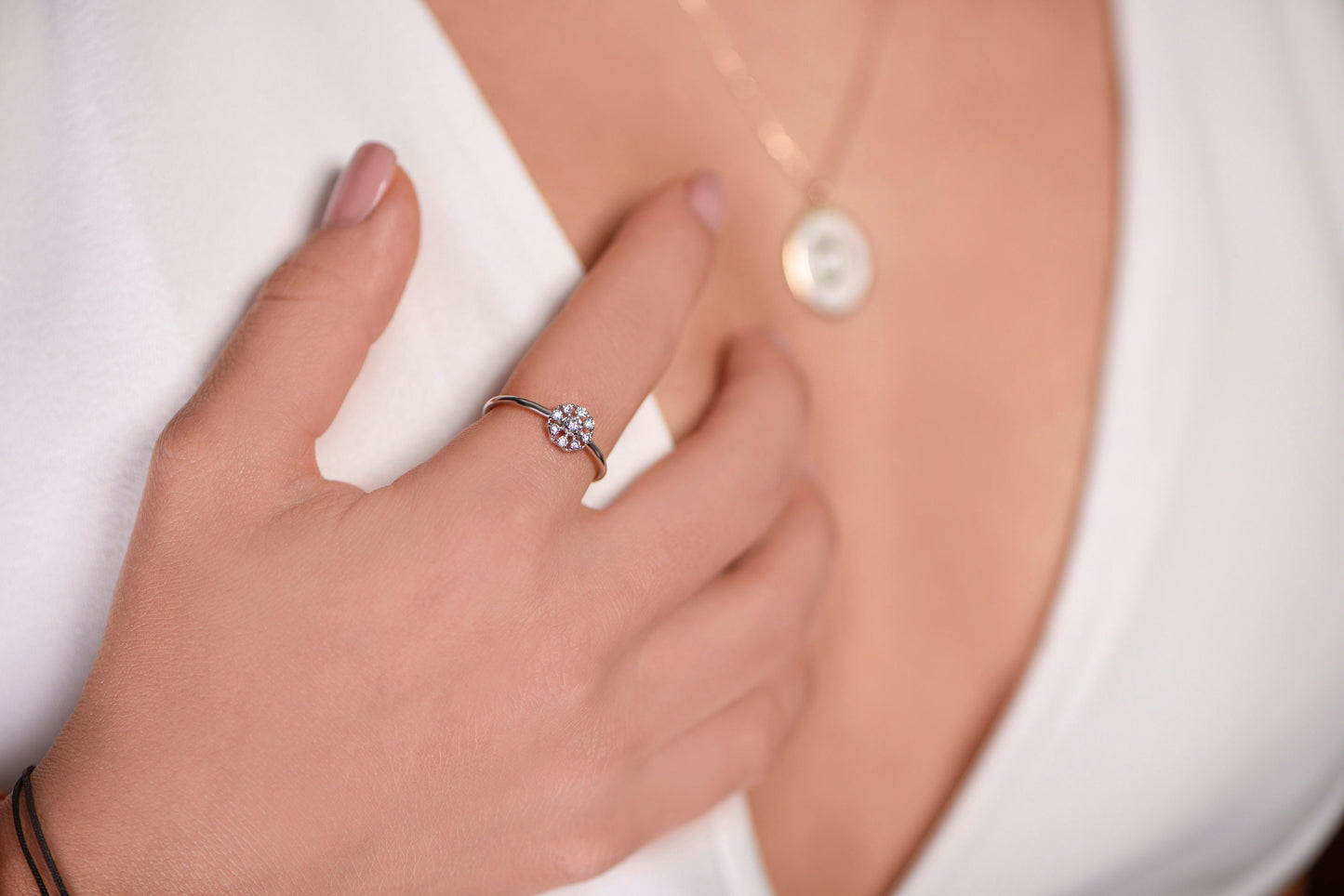 Elegant Diamond Flower Ring,Solid White Gold Cluster Ring with Stunning Diamond Accents,Minimal Diamond Ring, Gift For MOM