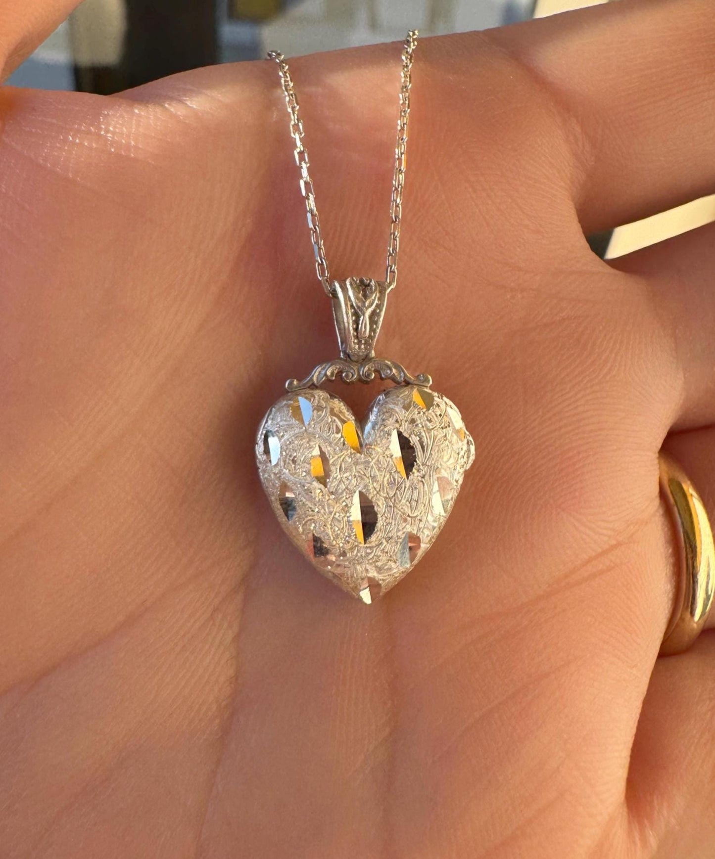 Engraved Heart Locket Necklace with Custom Photo & Text, Sterling Silver or Gold, Handcrafted Floral Etched Memorial Pendant, Gift for Her