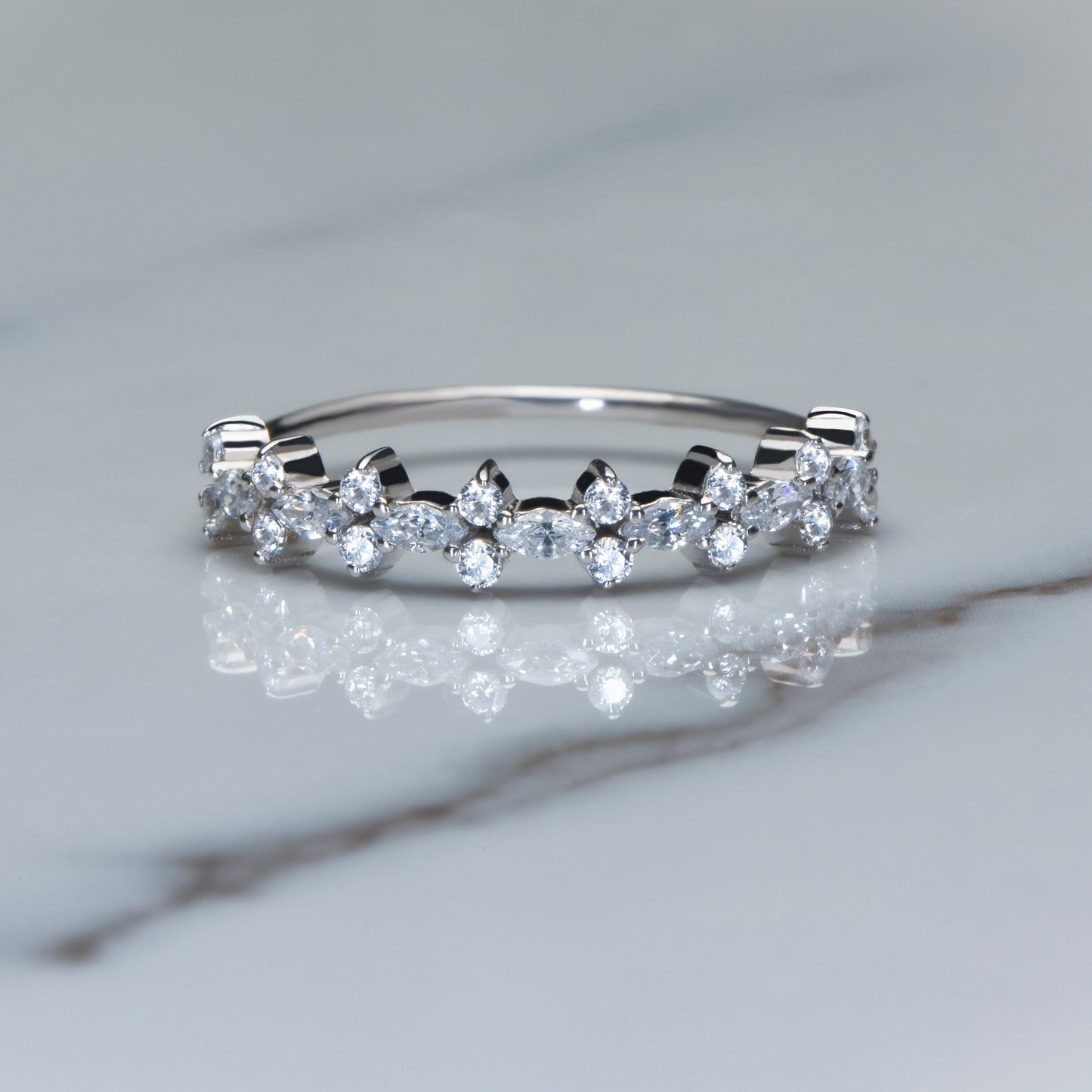 Solid Gold Marquise and Round Diamond Ring, Elegant Marquise and Round Diamond Ring with Thin Band, Gift For Mom