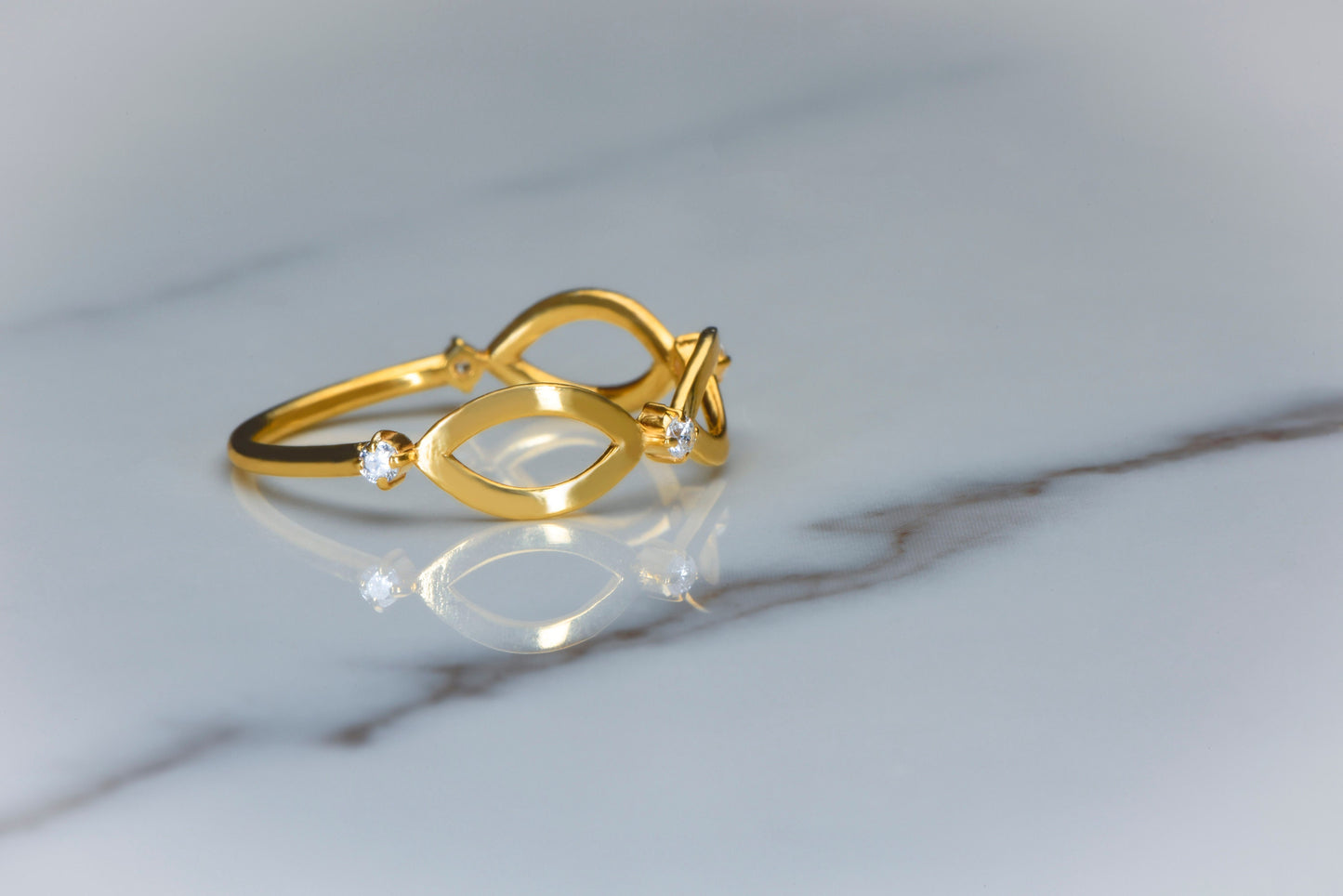 14K Gold Almond Shape Diamond Ring with Thin Band, Minimalist Elegant Ring for Her, Modern Fine Jewelry Gift