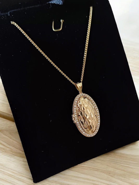 14K Solid Gold Locket Necklace / Diamond Bezel Photo Locket Necklace / Handmade Embossed Locket Necklace/Mother's Day Gift/Mother's Day