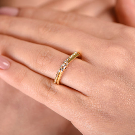 Dainty Diamond Promise Ring, 14K solid gold diamond ring, Square style diamond wedding band, Thin gold ring- Gift for Mom