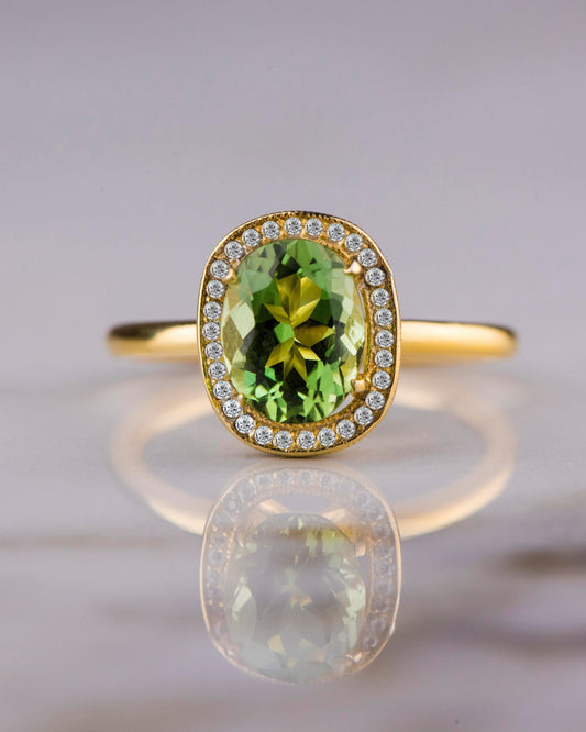 Vintage Oval Cut Peridot and Diamond Ring in 14k Solid Gold – August Birthstone Halo Ring for Her