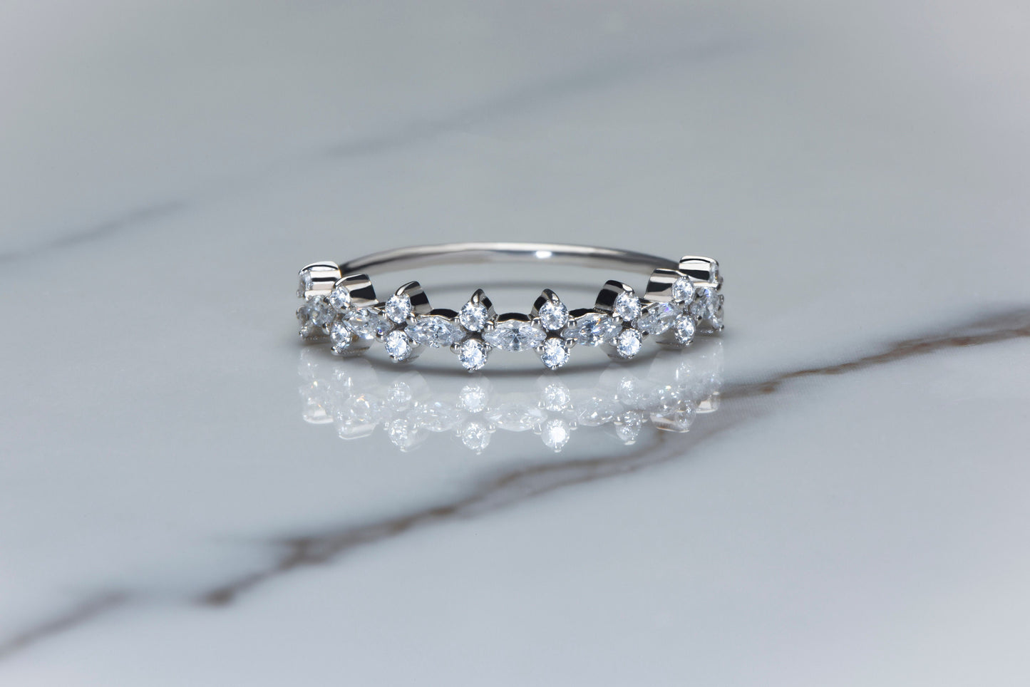 Solid Gold Marquise and Round Diamond Ring, Elegant Marquise and Round Diamond Ring with Thin Band, Gift For Mom