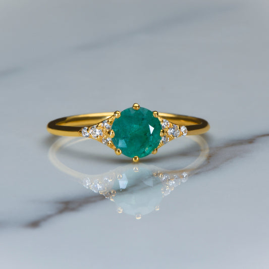 Round Emerald and Diamond Ring in 14k Gold – Classic Green Gemstone Engagement or Mother’s Day Gift