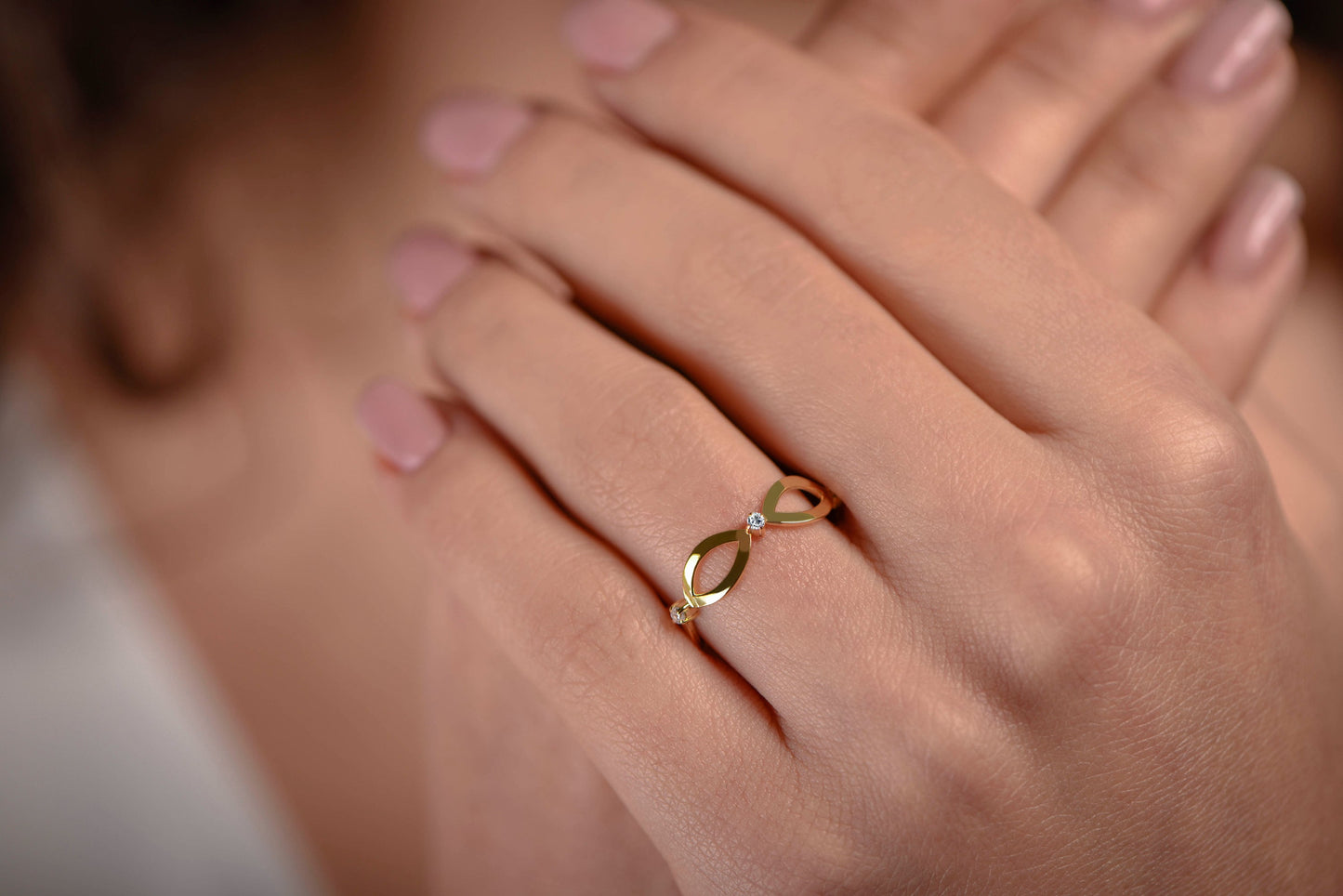 14K Gold Almond Shape Diamond Ring with Thin Band, Minimalist Elegant Ring for Her, Modern Fine Jewelry Gift