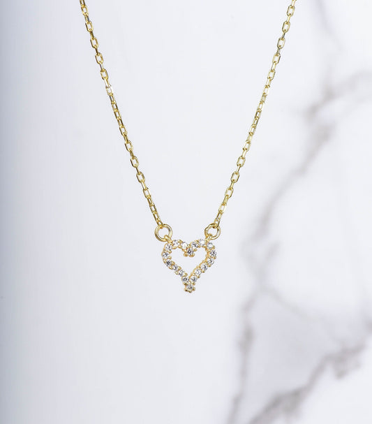 14K Solid Gold Heart Necklace, Minimal Diamond Stone Heart Necklace, Minimal Heart Necklace, Gift For Mom