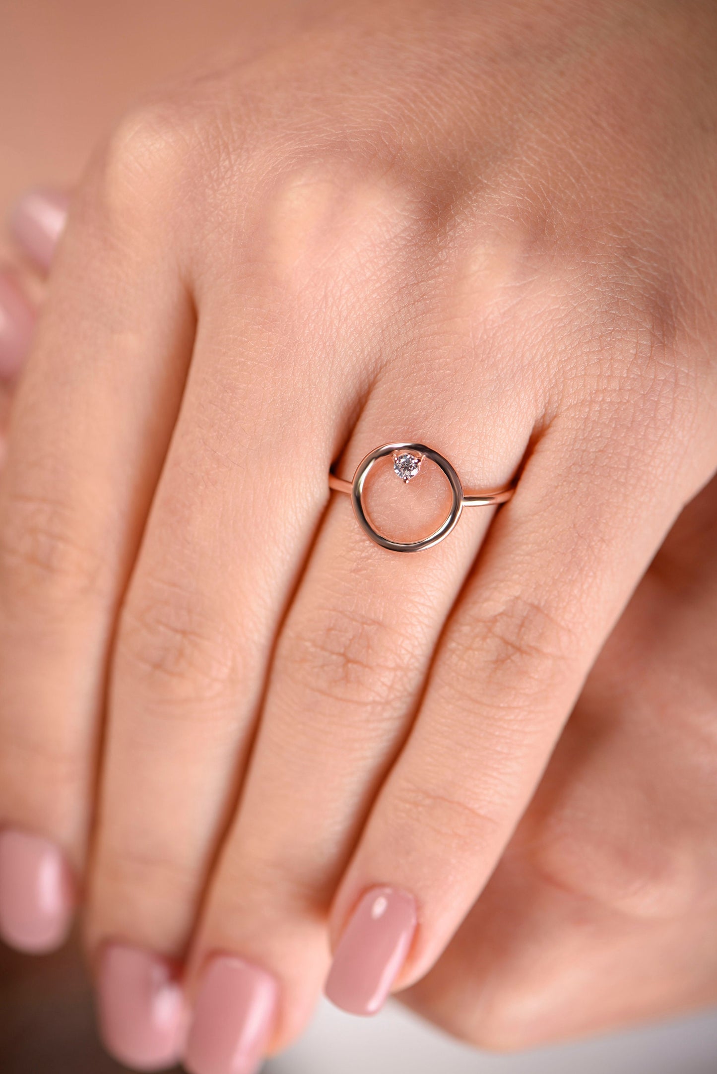 14k Gold Circle Diamond Ring – Minimal Open Round Design with Solitaire Diamond Accent