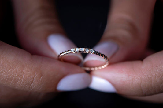 14K Rose Gold Twisted Band Diamond Ring, Dainty Stackable Ring with Round Cut Diamonds, Minimal Fine Jewelry