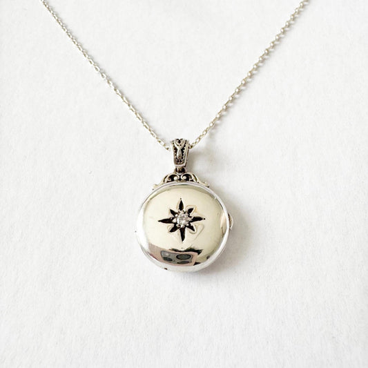 Personalized Silver or Gold Locket Necklace with Diamond, Custom Photo and Engraving, Family Gift, Memorial Keepsake, Silver,8k 14k 18k Gold