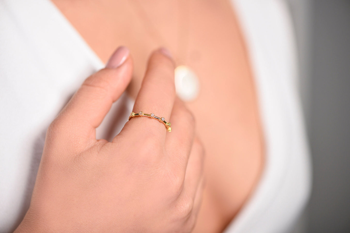 14K Solid Gold Minimal 6 Stone Ring, Gold Cluster Ring, Minimal Diamond Gold Ring, Customizable Gold Diamond Ring, Gift For Mom