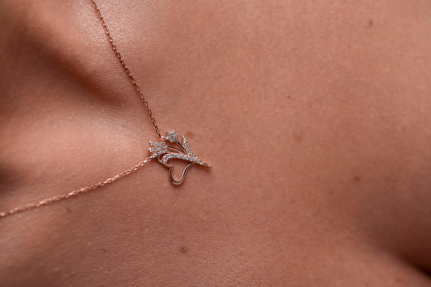 Handcrafted Rose Gold Heart Flower Necklace with Sparkling Diamonds - Stunning Statement Piece-Christmas Gift Necklace-X-mas Gift Necklace